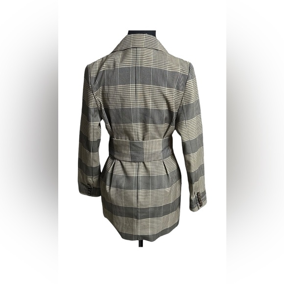 Beautiful oversized blazer by Zara - Picture 3 of 4